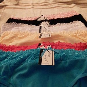 7 Ladies Panties